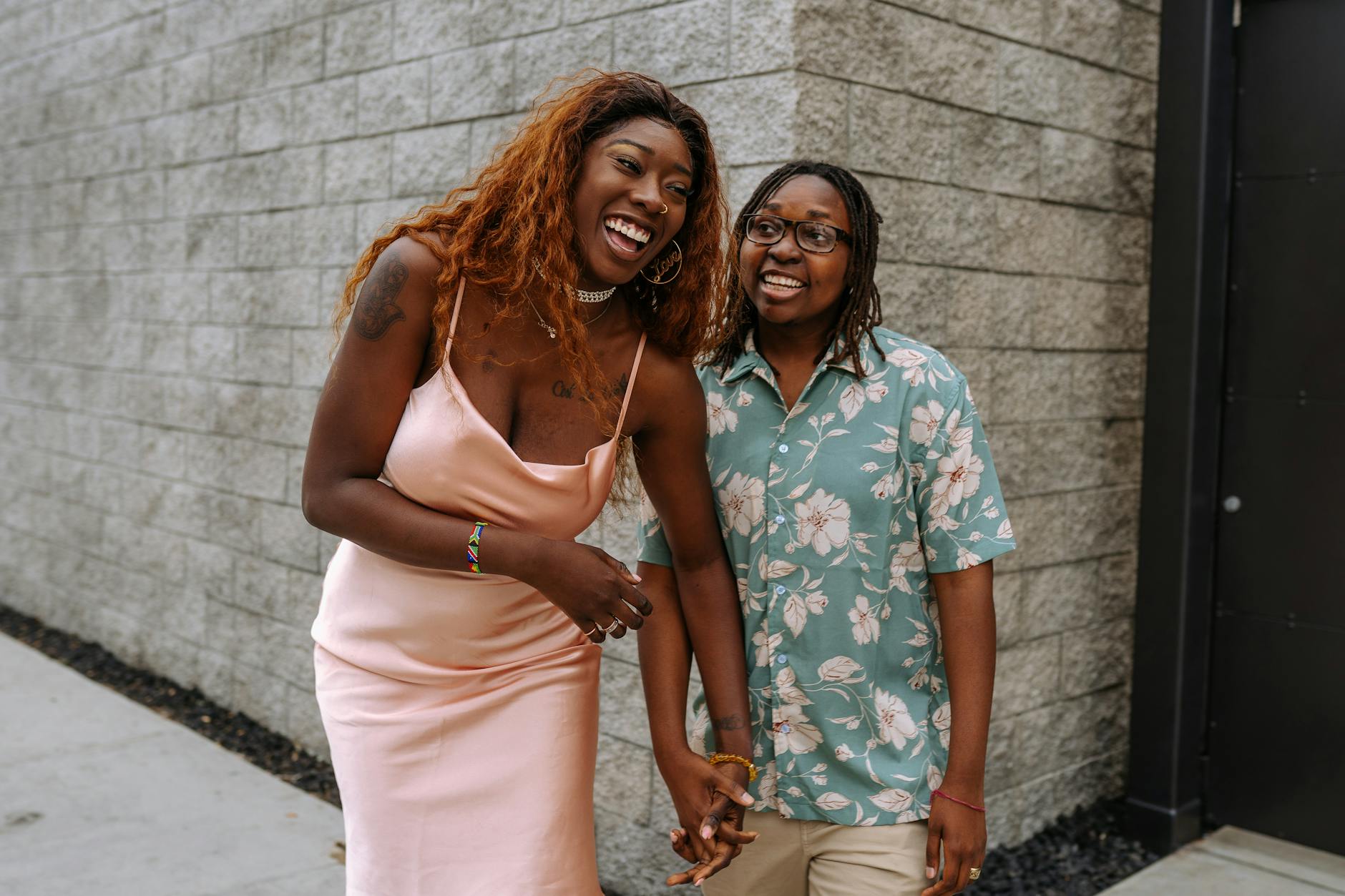 Ateny dla LGBT+: antyk, rooftop bary i plaże blisko miasta